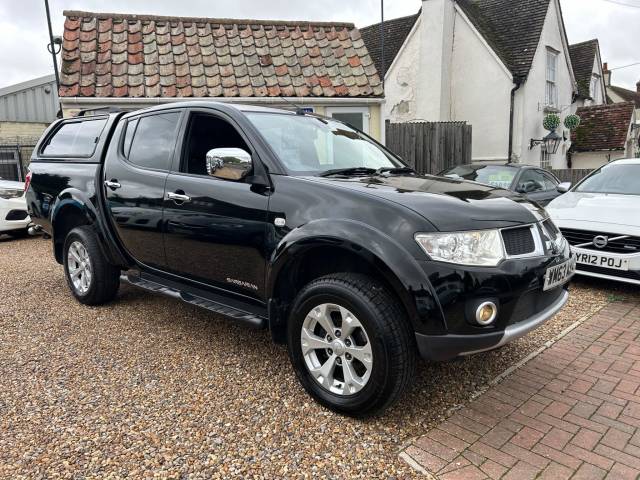 Mitsubishi L200 2.5 DI-D Barbarian Auto 4WD Euro 5 4dr (LB) Pickup Diesel Black