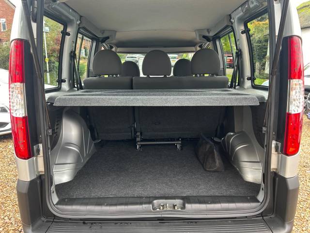 Fiat Doblo 1.4 Active 5dr Estate Petrol Silver