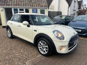 MINI HATCH 2016 (16) at McKennas Motor Company Bedford