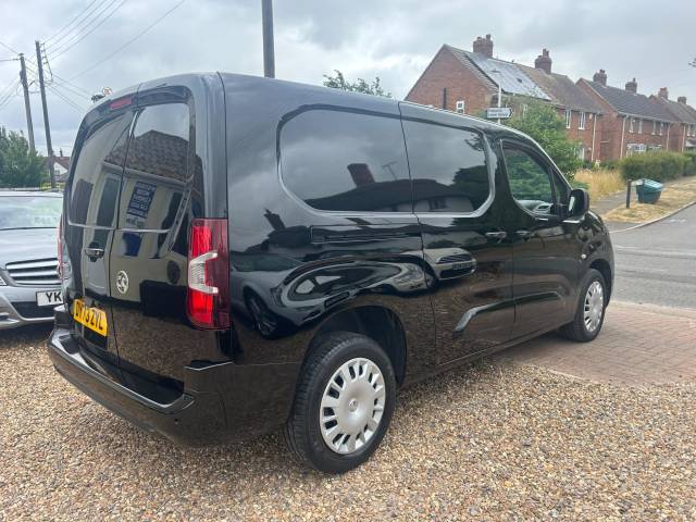 2023 Vauxhall Combo 1.5 Turbo D 2300 Pro L2 H1 Euro 6 (s/s) 6dr