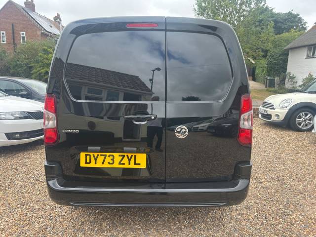 2023 Vauxhall Combo 1.5 Turbo D 2300 Pro L2 H1 Euro 6 (s/s) 6dr