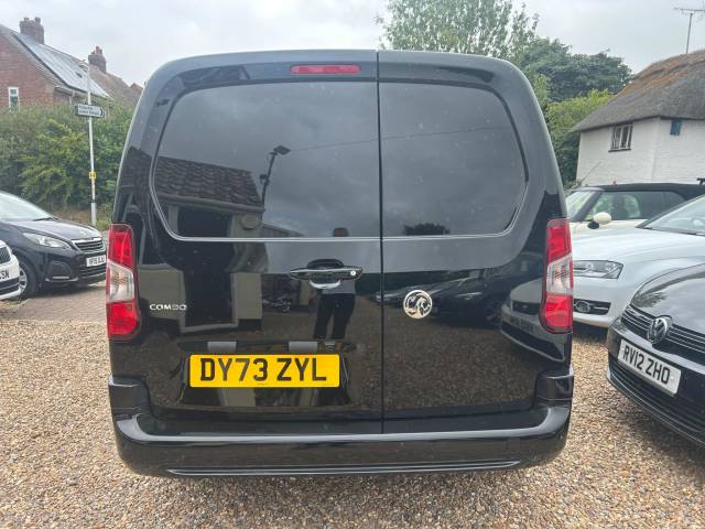 2023 Vauxhall Combo 1.5 Turbo D 2300 Pro L2 H1 Euro 6 (s/s) 6dr
