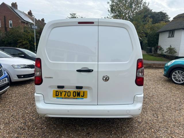 2020 Vauxhall Combo 1.5 Turbo D 2300 Sportive L2 H1 Euro 6 (s/s) 4dr