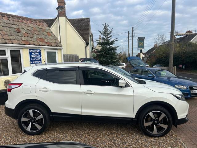 2015 Nissan Qashqai 1.2 DIG-T n-tec+ 2WD Euro 6 (s/s) 5dr