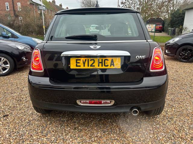 2012 Mini Hatch 1.6 One Steptronic Euro 5 3dr