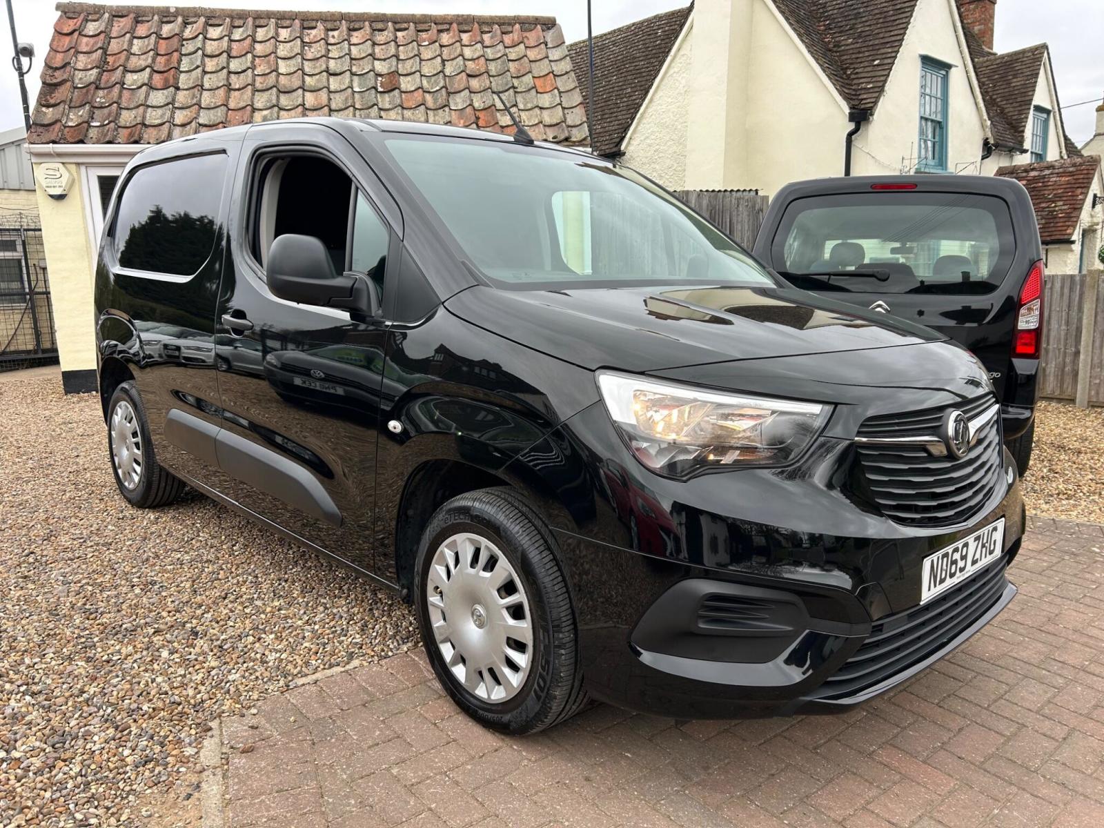 2020 Vauxhall Combo