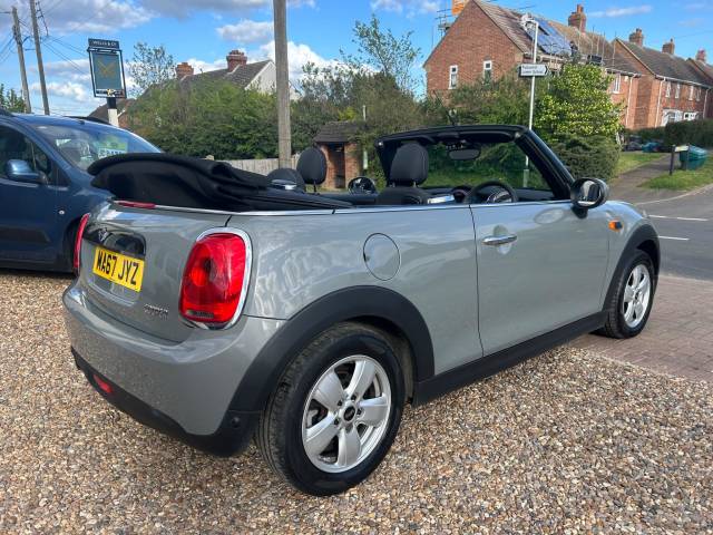 2017 Mini Convertible 1.5 Cooper Euro 6 (s/s) 2dr