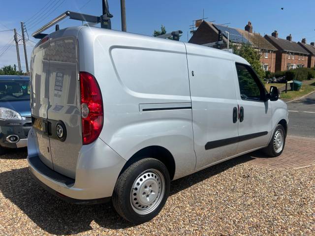 2017 Vauxhall Combo 1.4 2000 16v Panel Van 3dr Petrol Manual FWD L1 H1 (s/s) (163 g/km, 94 bhp)
