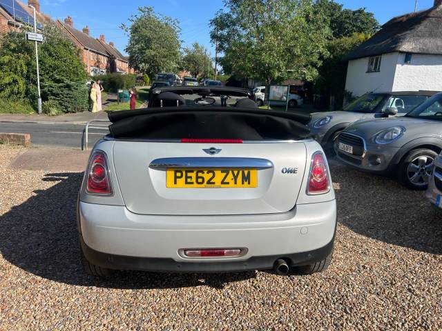 2012 Mini Convertible 1.6 One Auto Euro 5 2dr