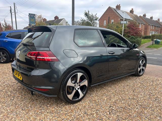 2014 Volkswagen Golf 2.0 TSI BlueMotion Tech GTI Hatchback 3dr Petrol Manual Euro 6 (s/s) (220 ps)
